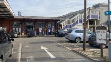 Parking chaos at Twyford Station