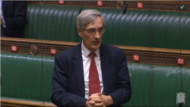 JR MP