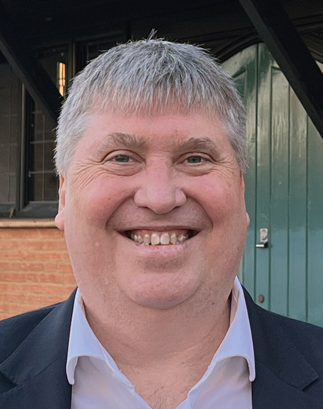 head and shoulders photo of Spencer Farmer